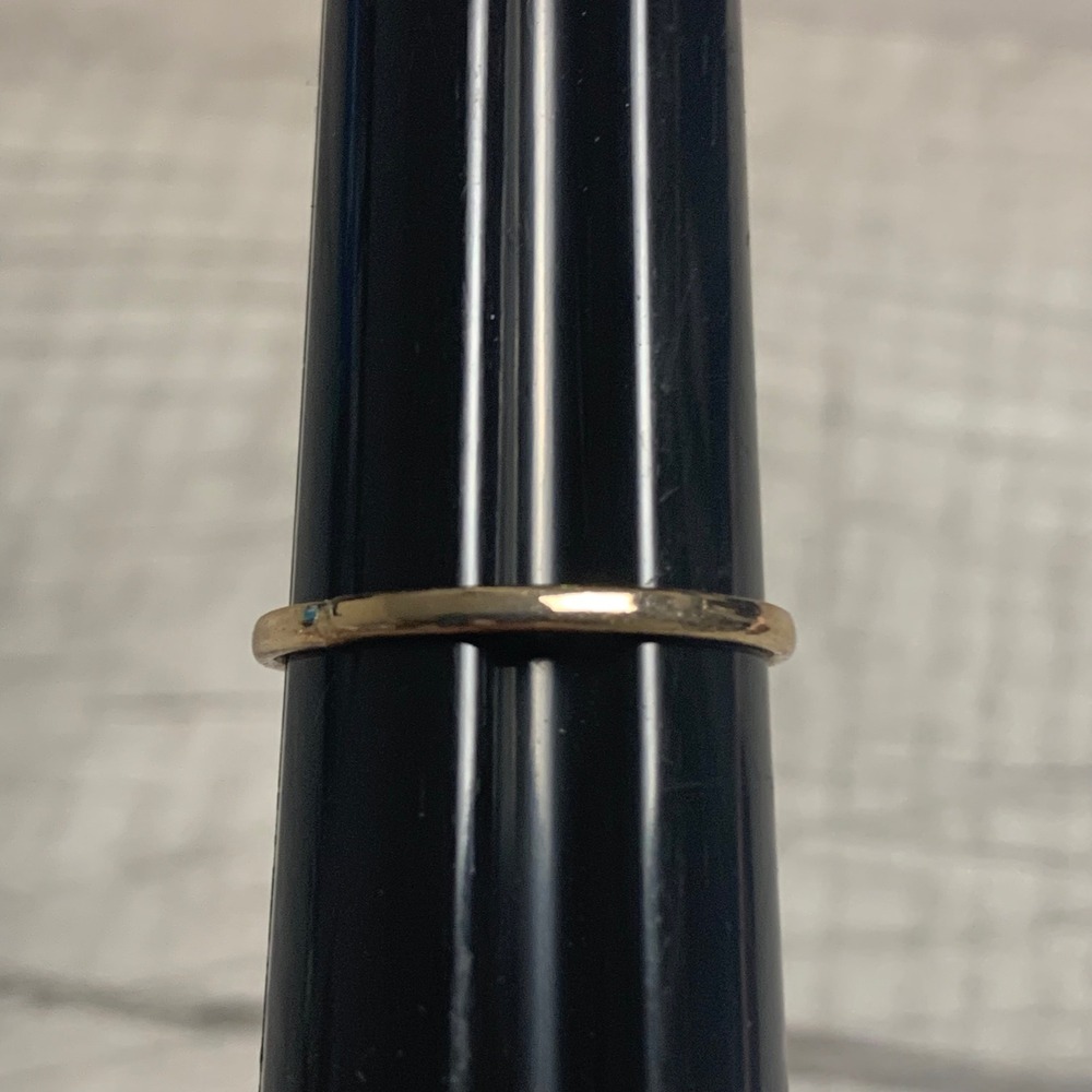 Gold Tone Minimalist Slim Band Ring Size 8 Stackable Polished Jewelry